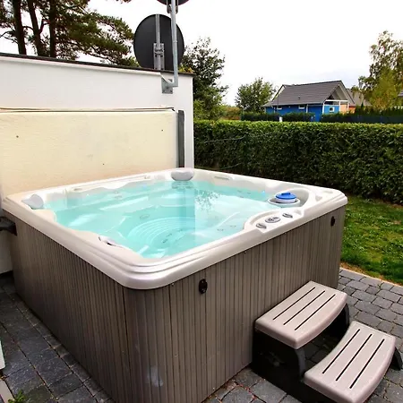 Luxusferienhaus Seevilla Monaco Am Fleesensee * Göhren-Lebbin