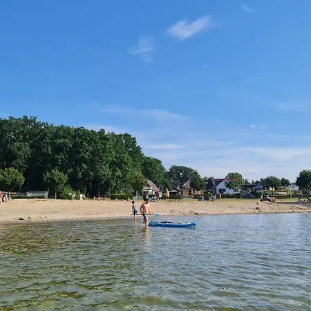 Luxusferienhaus Seevilla Monaco Am Fleesensee *