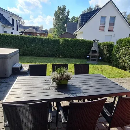 Luxusferienhaus Seevilla Monaco Am Fleesensee Vila *