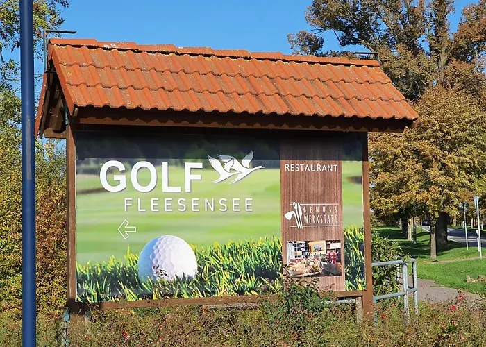 Вилла Luxusferienhaus Seevilla Monaco Am Fleesensee Гёрен-Леббин